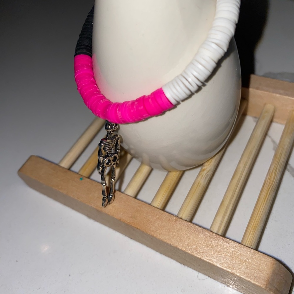 Skeleton bracelet - Picture 2 of 3